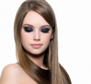 Eyelashes hair transplant in Dubai